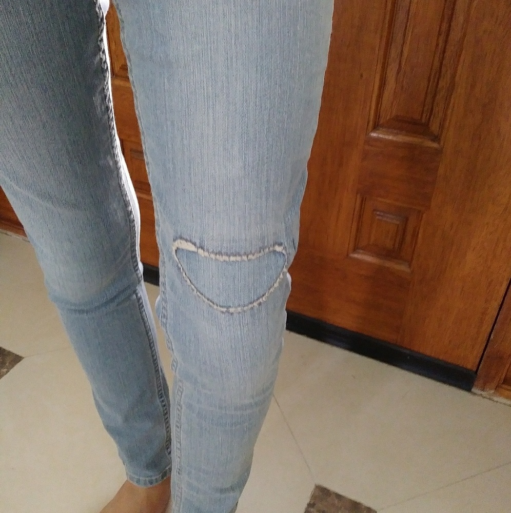 ❌SOLD❌Levis 524 L Skinny Patched Jeans Size 26 - Picture 3 of 8